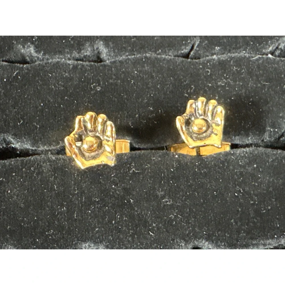 Vintage Gold Tone Baseball Glove Mitt Cufflinks Sports Novelty Men Jewelry